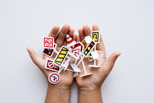 Hogyan készülj fel a KRESZ vizsgára? – Tippek és trükkök